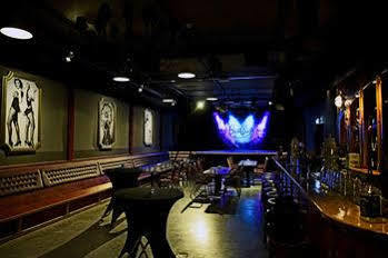 Stayokay - Blue Collar Hotel Eindhoven